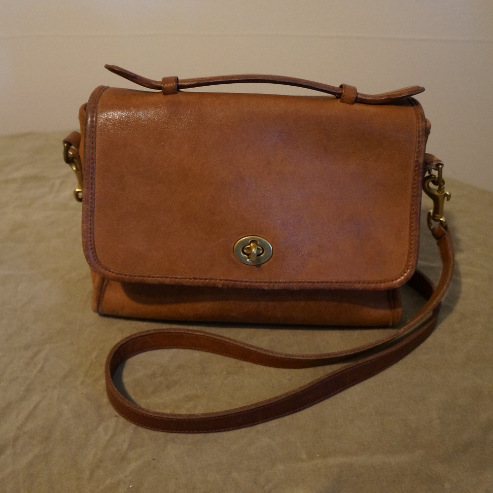 Vintage Coach mini messenger bag cross body purse